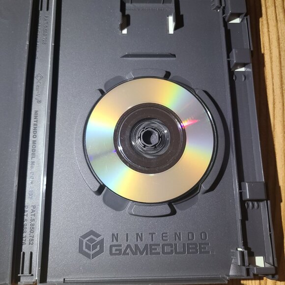 007 Everything or Nothing Nintendo Gamecube Game (no manual) - Picture 3 of 4